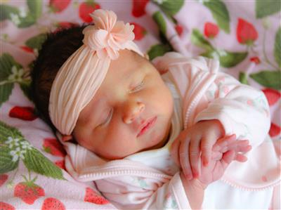 https://hospital.brmh.net/sites/hospital.brmh.net/assets/images/newborns/Elaina-Rose-WEB.jpg